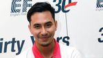 Darius Sinathrya dan Donna Agnesia Selalu Serasi