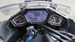 Menjajal Moge Honda NM4 Vultus