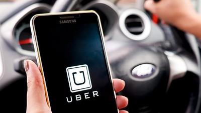 Deretan Mobil Uber yang Bikin Kaget Penumpangnya
