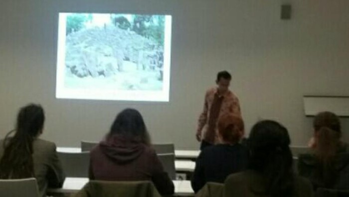 Gunung Padang Bikin Peneliti dan Mahasiswa Jerman Penasaran