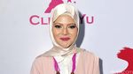 Gaya Berhijab ala Terry