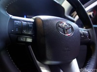Menjajal SUV Tangguh 7 Penumpang, Toyota Fortuner
