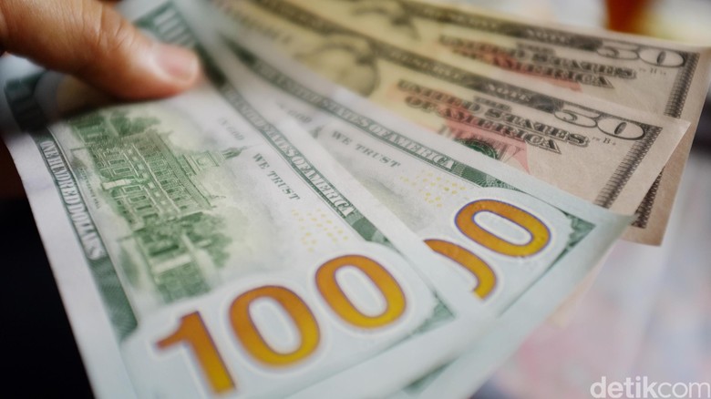 Mata Uang Dollar Amerika Mata Uang Dollar Amerika.
dikhy sasra/ilustrasi/detikfoto