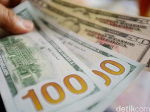 Kalau Jadi Turis Jangan Kaya Gini Ya, Masa Jualan Uang Palsu