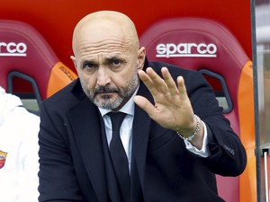 Roma Butuh Dua Bek Baru