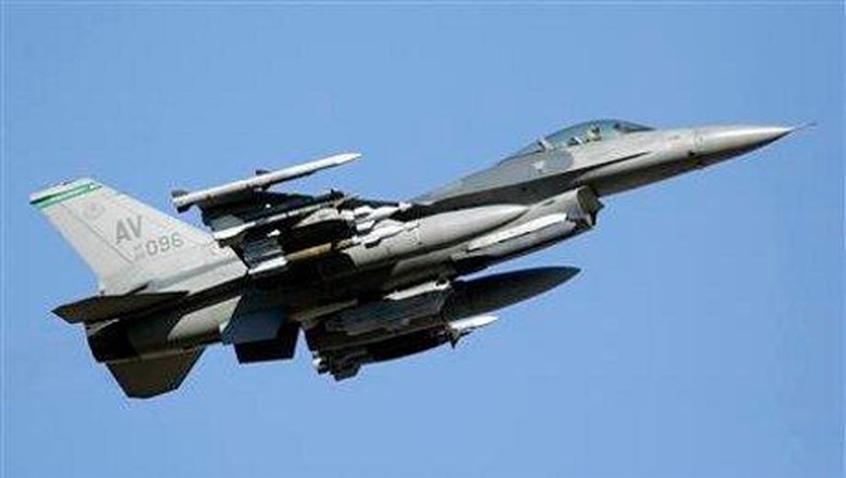 2 Warga Palestina Tewas Akibat Serangan Pesawat Tempur Israel 2 Warga Palestina Tewas Akibat Serangan Pesawat Tempur Israel
