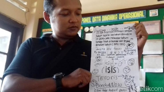 Selebaran Bertuliskan ISIS Ditemukan di Mading SD Bondowoso