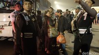 Di tempat transit itu, nantinya akan dilakukan pendataan dan pembinaan serta bimbingan konseling kepada para rombongan eks Gafatar.