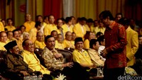 Ada Menko Polhukam Luhut Pandjaitan dan Menkum HAM Yasonna Laoly yang hadir.