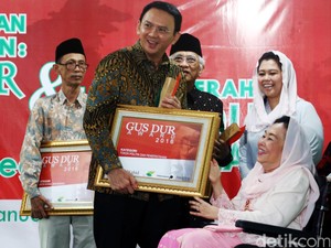 Begini Simulasi Pertarungan Ahok vs Penantang di Pilgub DKI Versi CSIS