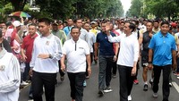 Andika pernah menjabat sebagai Komandan Paspampres. Dia pun turut mendampingi Jokowi dalam setiap kegiatannya, seperti dalam momen pada hari Minggu 24 Januari 2016 ini.  (Foto: Cahyo/Setpres)