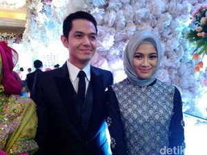 Dude Harlino dan Alyssa Kompak Berbisnis