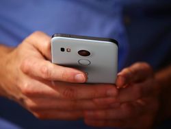 14 Hobi Utama Netizen Indonesia di Internet, Apa Saja?