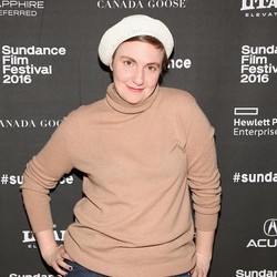 Lena Dunham Menangis Tersedu-sedu Usai Rilis Memoar Famesick