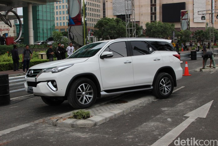 Toyota All New Fortuner mampu taklukkan medan ekstrem