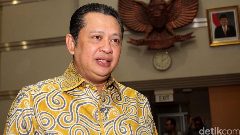 Bamsoet: Melibatkan TNI Tindak Terorisme adalah Cara Berpikir Mundur Bamsoet: Melibatkan TNI Tindak Terorisme adalah Cara Berpikir Mundur