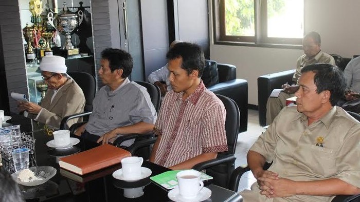 Oknum Guru Tolak Hormat Bendera Merah Putih Minta Maaf