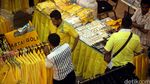 Menuai Rezeki dari Aksesoris Partai Golkar