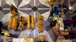 Menuai Rezeki dari Aksesoris Partai Golkar
