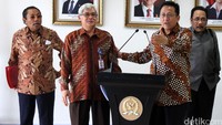 Menurut Irman Gusman pertemuan tersebut membahas dalam penguatan sistem ketatanegaraan dan usulan kembalinya GBHN yang didukung oleh Universita Krina Dwipayana. Pool/lamhot Aritonang/detikcom.
