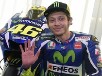 Cerita Sahabat saat Rossi Pertama Kali Jajal Yamaha M1: Mekanik Pingsan!