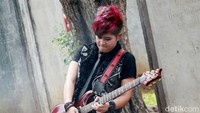 Tak hanya Dara, Mita juga tampil gothic. Pool/Gus Mun/detikFoto.