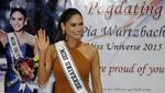 Miss Universe 2015 Diarak di Manila