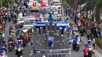 Miss Universe 2015 Pia Alonzo Wurtzbach diarak di Manila, Senin (25/1). REUTERS/Romeo Ranoco.