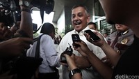 Sofyan mengaku tidak pernah secara khusus berbincang dengan Dewie untuk proyek tersebut. Dia juga mengaku tidak pernah membicarakannya dengan Komisi VII DPR.
