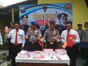 Jual Beli BBM Ilegal di Pelabuhan Tanjungwangi Dibongkar