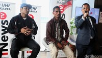 Allan Tanada dan Roy Mukhlis hadir dalam jumpa pers di Jakarta, Senin (25/1/2016).