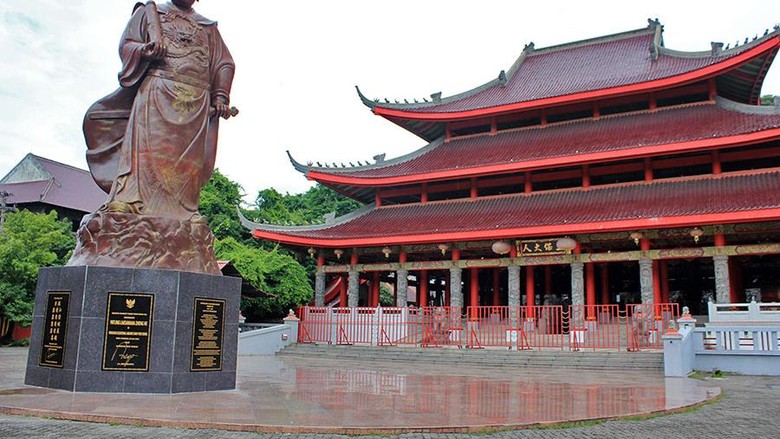 Klenteng Sam Poo Kong Klenteng di Semarang tempat persinggahan Cheng Ho