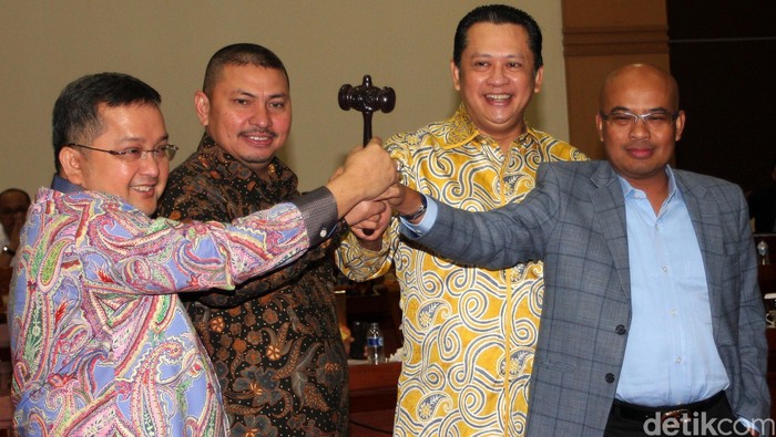 Komisi III Akan Sambangi KPK, Ada Apa?