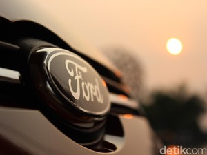 Pemerintah Jangan Hanya Diam Soal Hengkangnya Ford