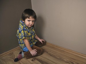 Tips Menghadapi si Kecil yang Sering Melawan