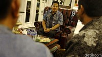 Cak Imin berbincang dengan perwakilan suku Bajo.