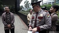 Selain itu, Djoko menyebut ada pembahasan pula agar nantinya bagian teknologi KPK bisa mendapat dukungan. Lemsaneg pun akan memberikan dukungan itu.
