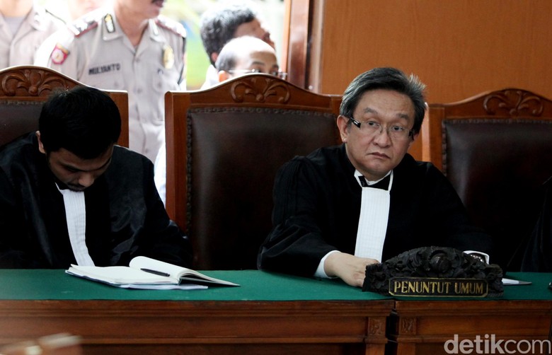 Pengacara: Setya Novanto Masih Lemas, Masih Agak Sakit Pengacara: Setya Novanto Masih Lemas, Masih Agak Sakit