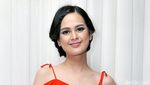 Pesona Cut Meyriska yang Kabarnya Dekat dengan Roger Danuarta