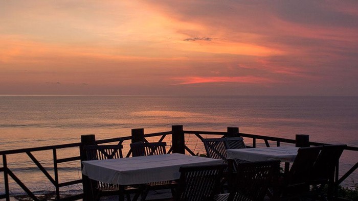 Sunset di Tanah Lot