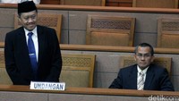 Selain itu, DPR juga menyetujui hasil uji kelayakan dan kepatutan terhadap 2 calon komisioner Komisi Yudisial (KY) yaitu Aidul Fitriciada Azhari dan Jaja Ahmad Jayus.