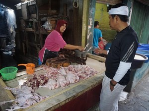 Daging Sapi Mahal, Pedagang Pasar Jumaah Purwakarta Libur Jualan