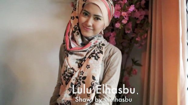 Tutorial Hijab Pashmina Menutup Dada Ala Lulu  Elhasbu