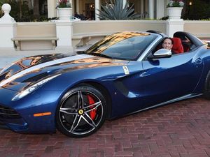 Ferrari Mulai Kirim Model F60 di Amerika Serikat
