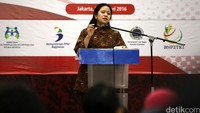 Menteri Koordinator Pembangunan Manusia dan Kebudayaan Puan Maharani memimpin yang digelar di Kementerian PMK, Jakarta, Rabu (27/1/2016).