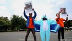 Aksi Stop Beli Burung di Pasar Satwa Liar