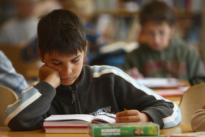 BERLIN - SEPTEMBER 18:  Fourth-grade students read books in the elementary school at the John F. Kennedy Schule dual-language public school on September 18, 2008 in Berlin, Germany. The German government will host a summit on education in Germany scheduled for mid-October in Dresden. Germany has consistantly fallen behind in recent years in comparison to other European countries in the Pisa education surveys, and Education Minister Annette Schavan is pushing for an 8 percent increase in the national educaiton budget for 2009.  (Photo by Sean Gallup/Getty Images)