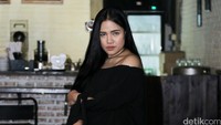 Neonomora adalah alter ego dari Ratih Suryahutamy. Asep Syaifullah/detikHOT.