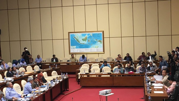 Susi dan DPR Godok RUU Perlindungan Nelayan dan Petambak Garam