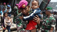 Sejumlah anak tampak sakit.